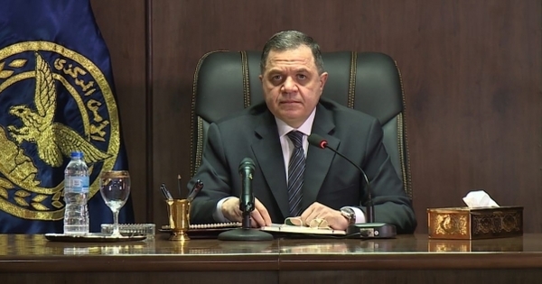 وزير الداخلية يصدر قرارا لتنظيم إقامة الأجانب مالكي العقارات في مصر 