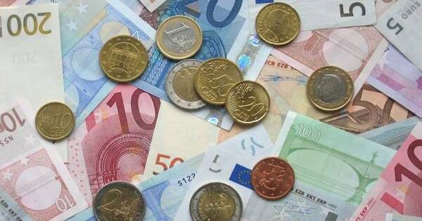 توقعات بارتفاع اليورو أمام الدولار في عام 2020 - اقتصاد